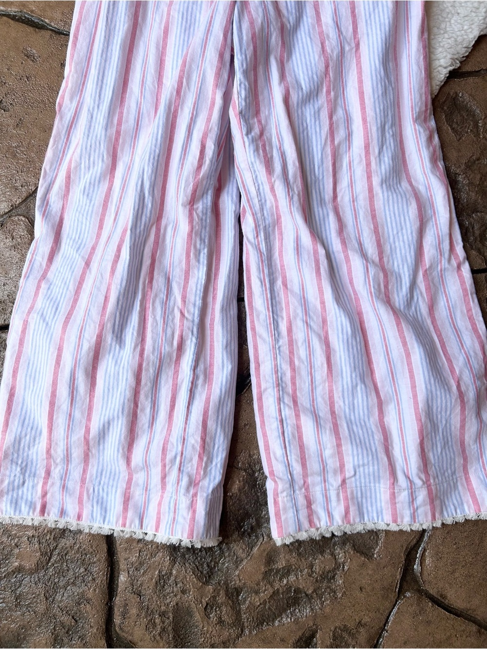 Vineyard Vines Abacos Pastel Stripe TaseWhite Jumpsuit - Picture 3 of 8